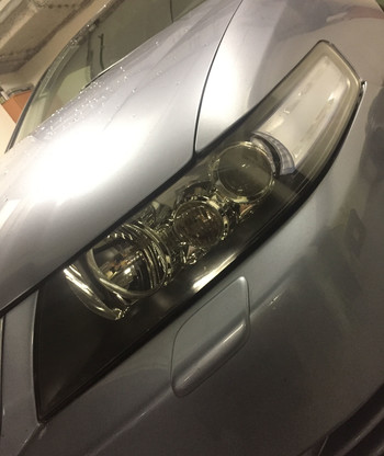 Поліровка фар авто і мото техніки